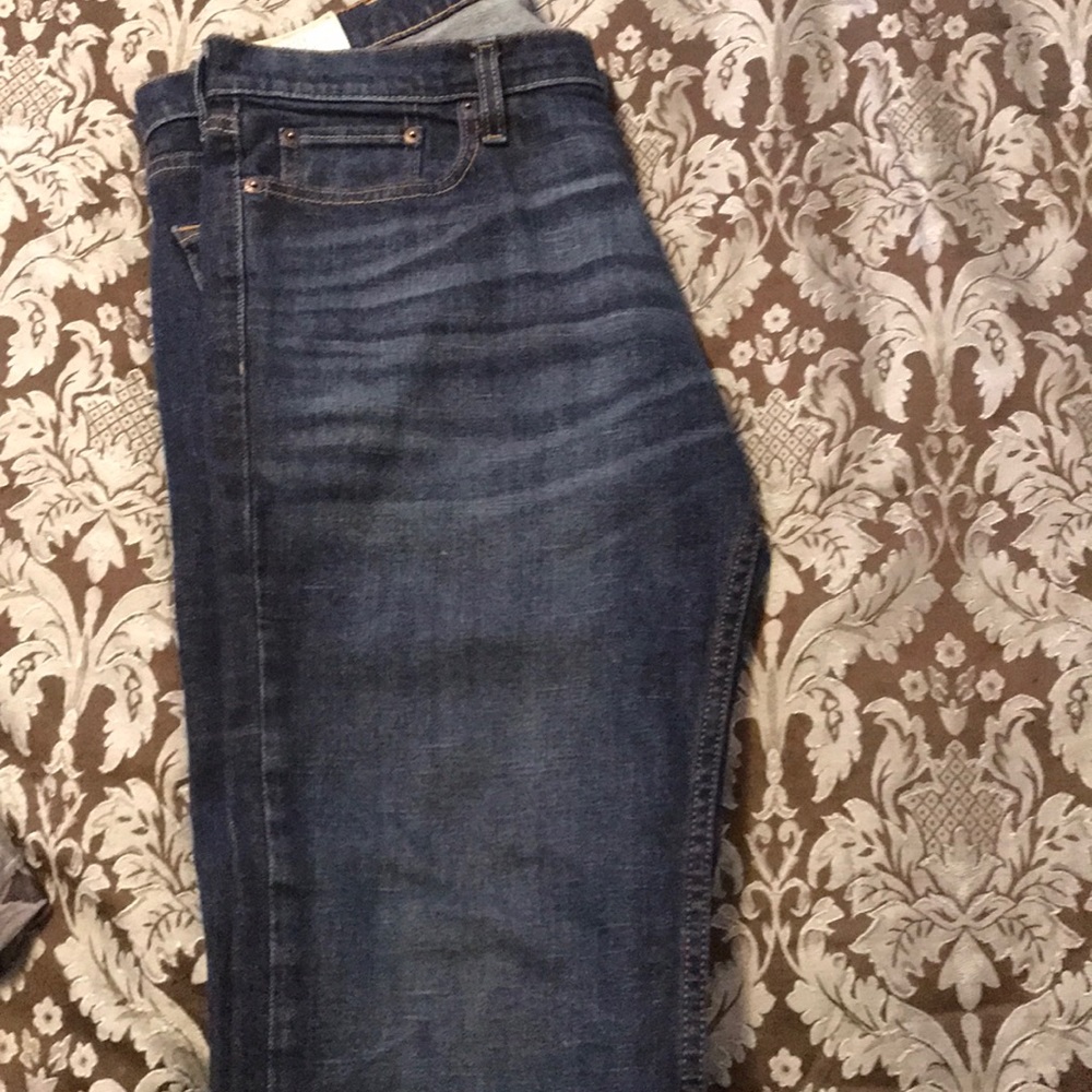 Hollister Slim Straight Denim